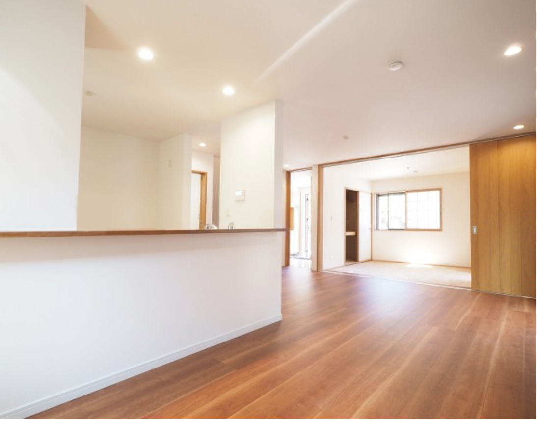 入居前の「見えない汚れ」まで、プロの技術で安心に。堺市のハウスクリーニングならSmile Home Clinic